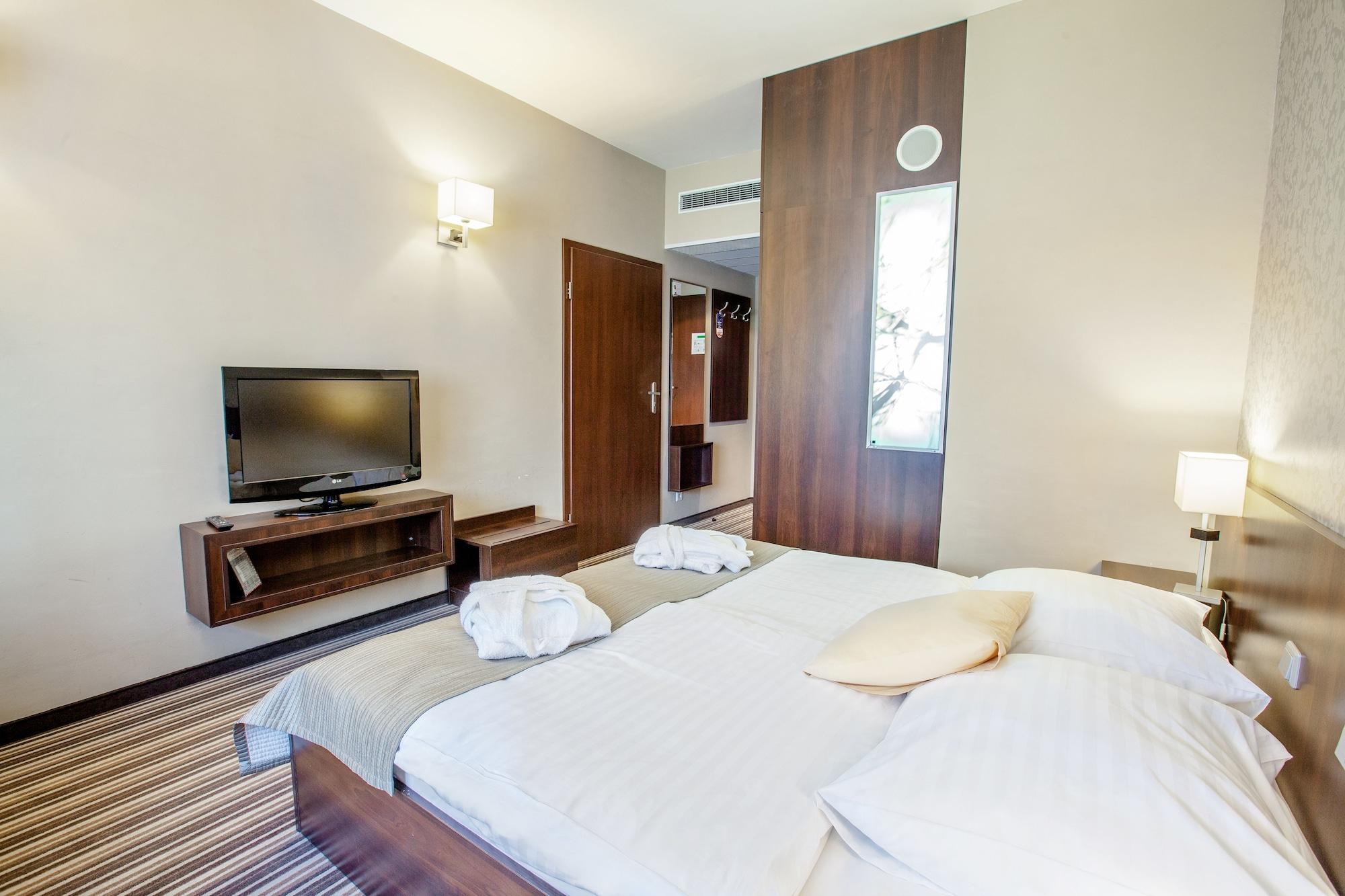 Park Hotel Diament Wroclaw Dış mekan fotoğraf