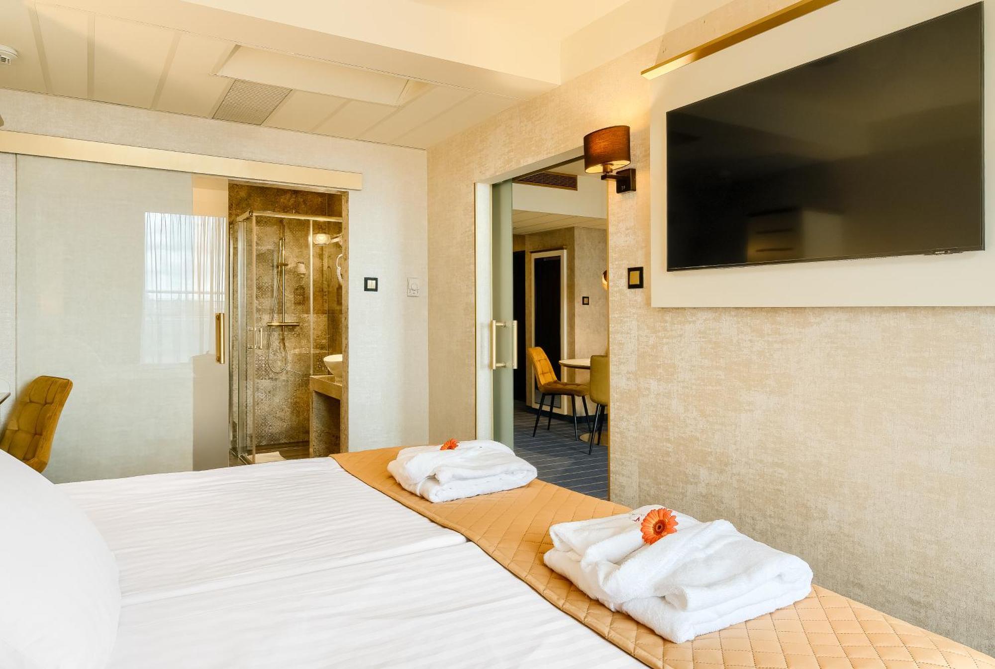 Park Hotel Diament Wroclaw Dış mekan fotoğraf